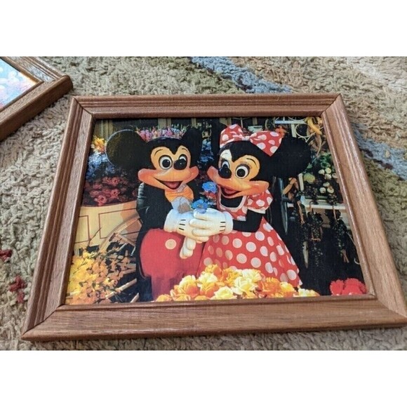 Set of 2 Vintage Disneyland pictures with frames . - Picture 3 of 7